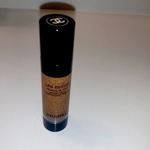 CHANEL LES BEIGES Water-Fresh Complexion Touch #B110